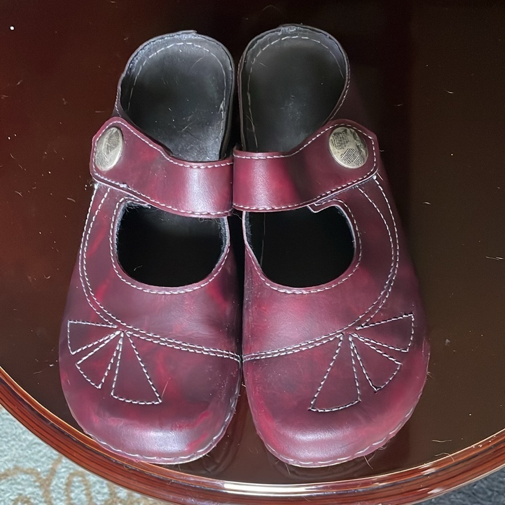 Flexus by Spring Step Casual Slip On Mule Clog Shoe Womens Size 39 Burgundy US 8 - Picture 1 of 9